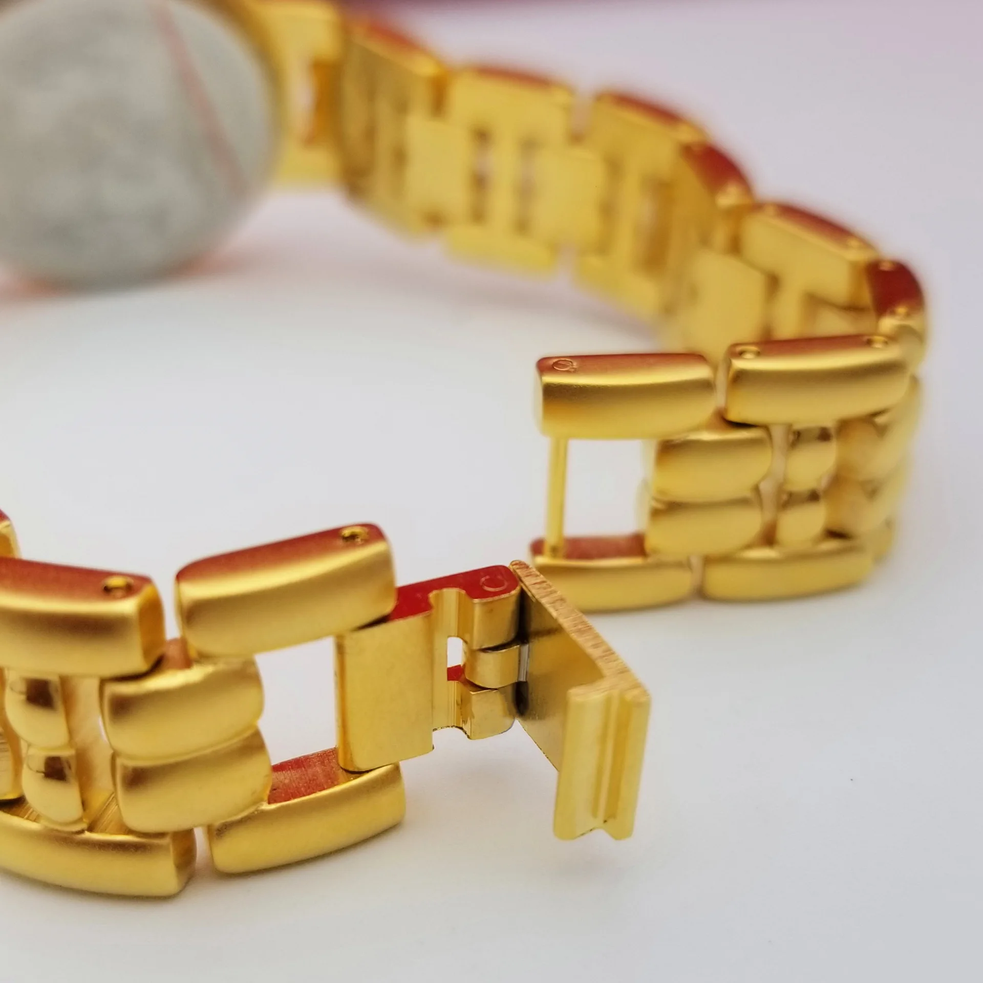 24K Gros Placat cu Podoabă de Moda Valul Restabilirea Moduri Vechi La Nou Ceas de Aur ceas de lux Titan cumpara ~ Ceasuri > www.cepsports.ro
